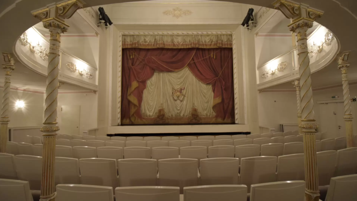 neuburg-com-magazin-2012-stadttheater