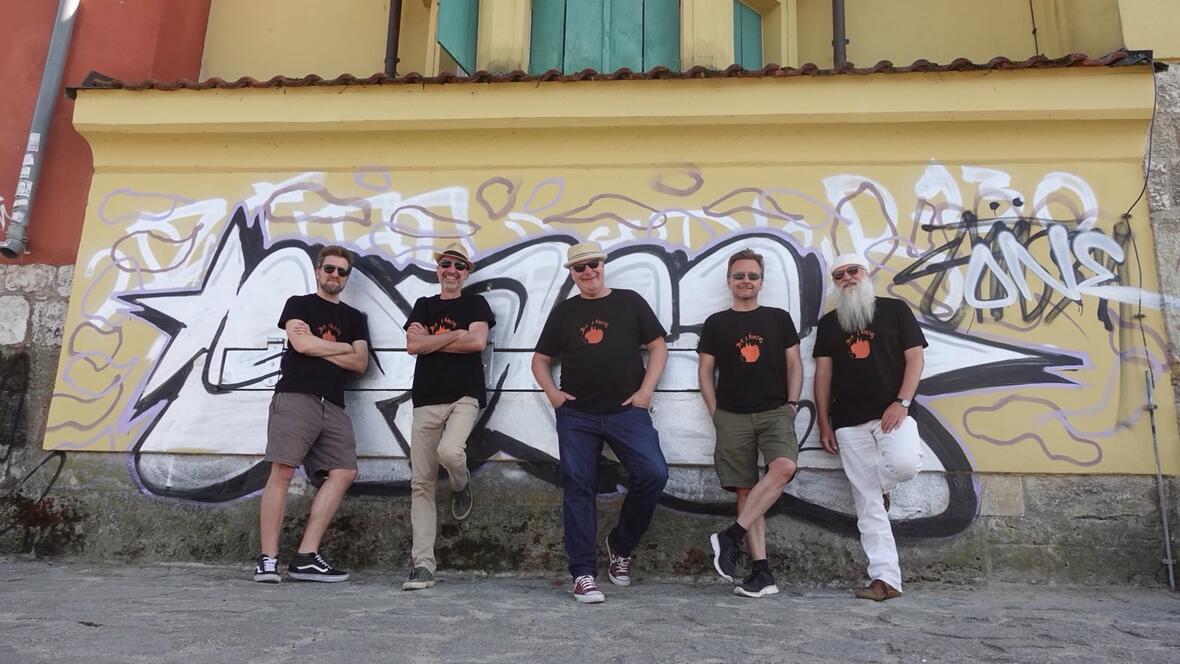 2025-10-27_23-49-01-dsc01632