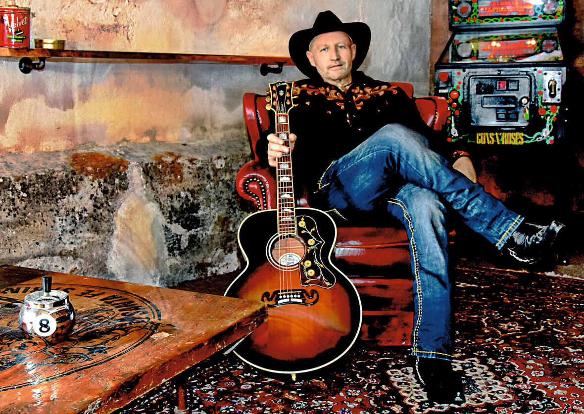 2026-03-03_22-55-07-hollegreat-erwin-kopold-autogrammkarte-rgb-72dpi-b3000x2128px